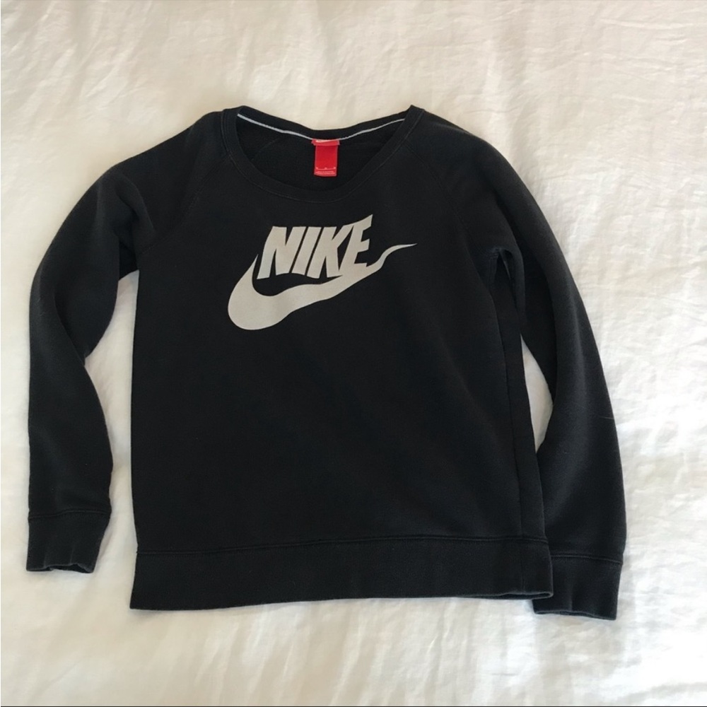 Nike Pullover - image 1